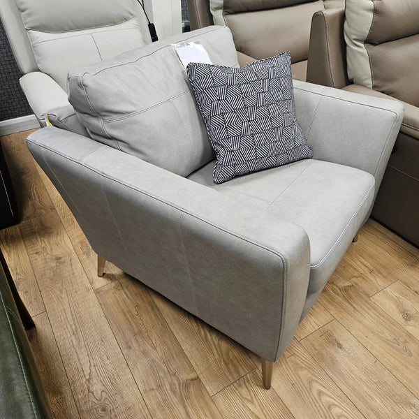 Clearance Fowey Hide Chair
