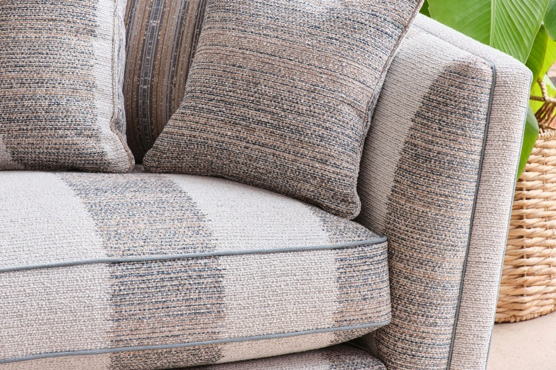 Parker Knoll Harlow Upholstered Snuggler