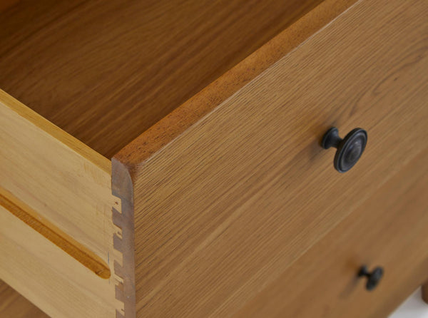 Bordeaux Bedside