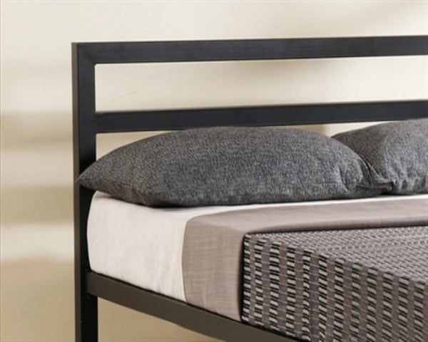 Metropolis Metal 4ft6 Bed Frame