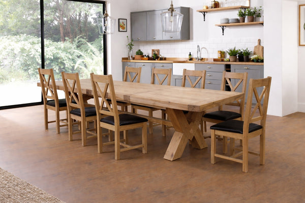 Francis Solid Oak 2.5m - 3.5m Grand Oxbow Extending Table