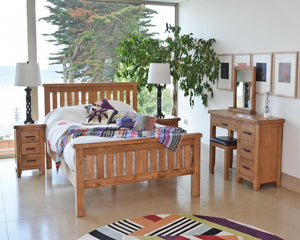Hastings Solid Oak 4ft6 Bed Frame