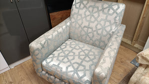 Clearance Manhattan Club Swivel Chair