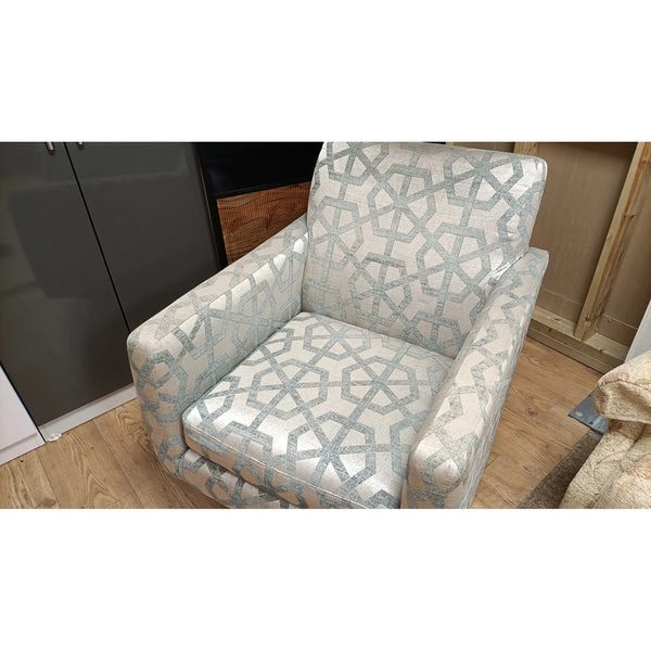 Clearance Manhattan Club Swivel Chair