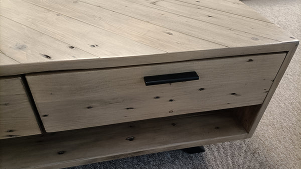 Clearance Vermont Coffee Table