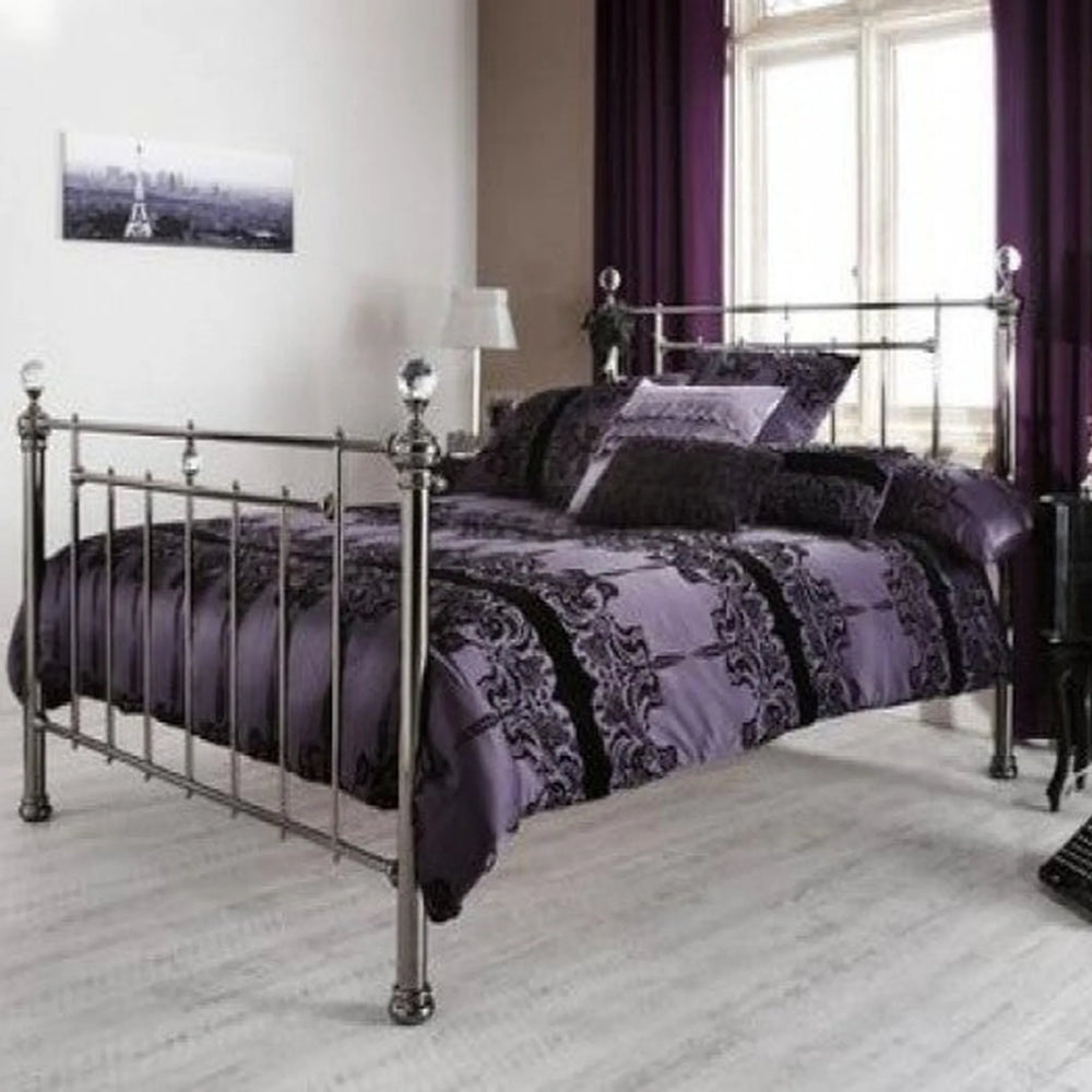 Cambridge Metal 4ft6 Bed Frame
