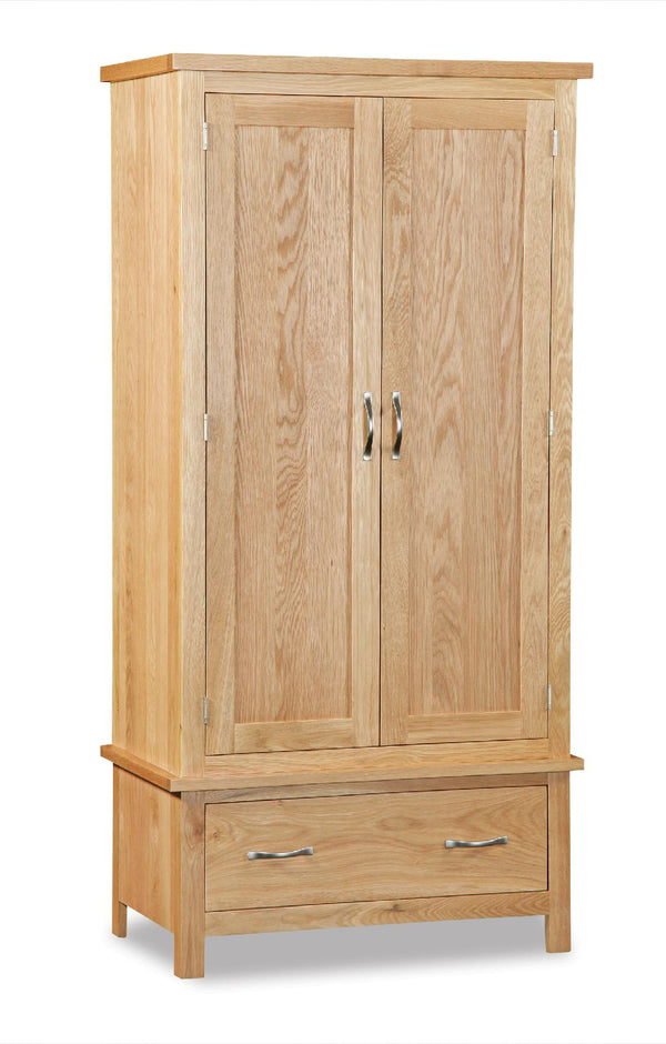 Tosca Gents wardrobe