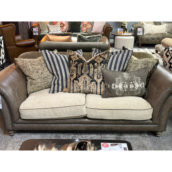 SHOP FLOOR STOCK CLEARANCE – TETRAD RUBEN SOFA, SNUGGLER and  JACARANDA ACCENT CHAIR!!! IMMEDIATE DELIVERY AVAILABLE.